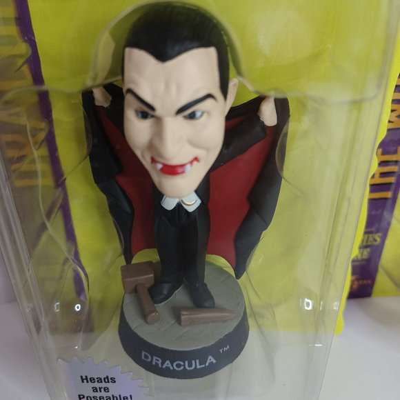 Universal Studios Monsters Little Big Heads (2) - Picture 2 of 5